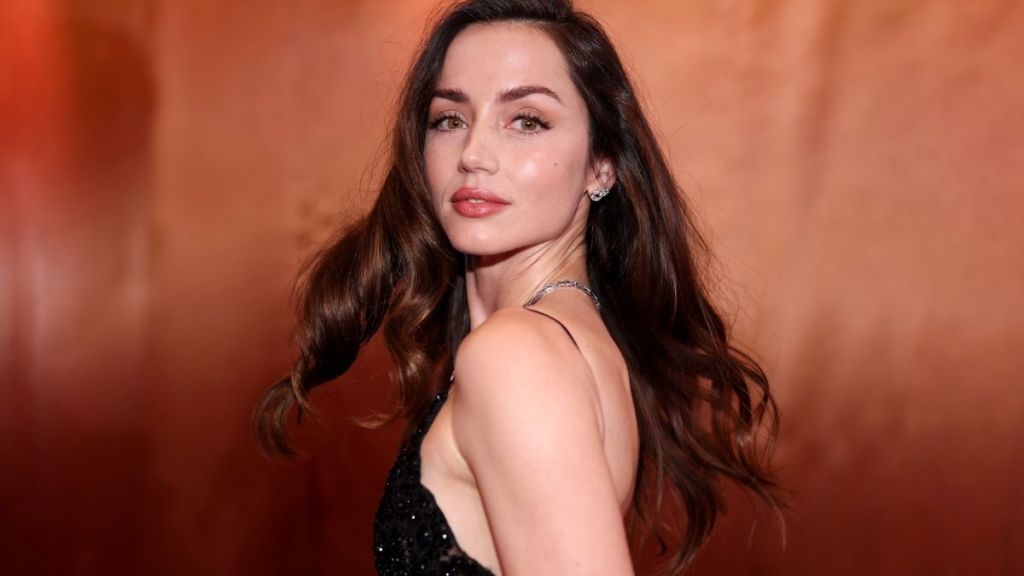 Ana de Armas Risks It All With See-Through Lacy Louis Vuitton Dress