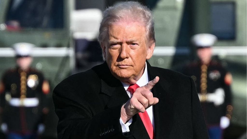 Donald Trump Had Dancers With Dog Masks at His Gala