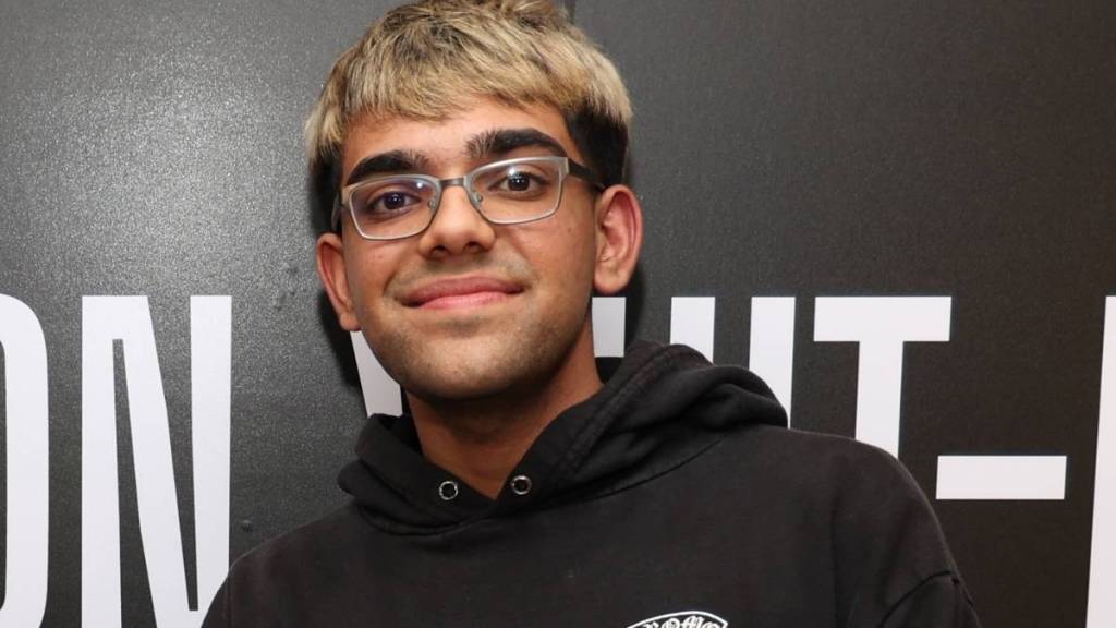 N3on Reflects on His ‘12 Seconds’ Virginity Loss