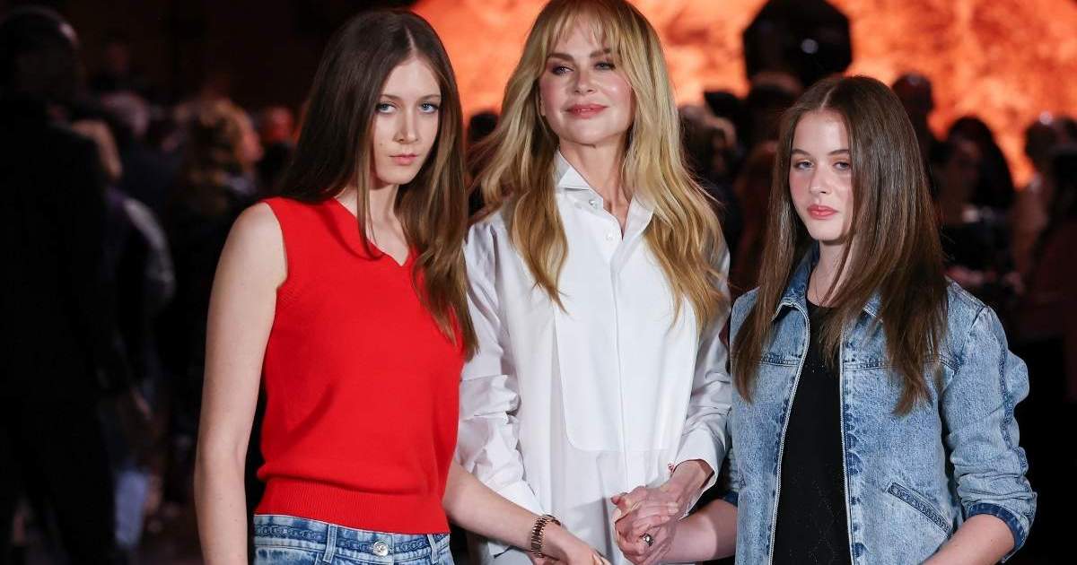 Nicole Kidman’s Daughters Showing Loyalty to Mom Amid Split — Source