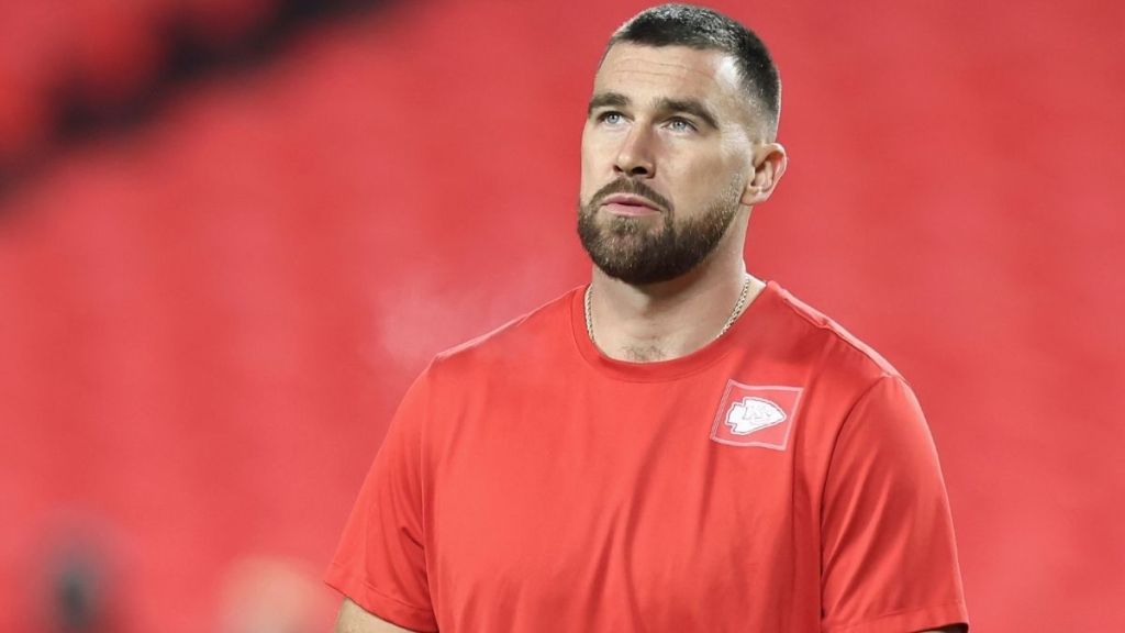 Travis Kelce Gets Dragged Into Fiancee's Texts Drama
