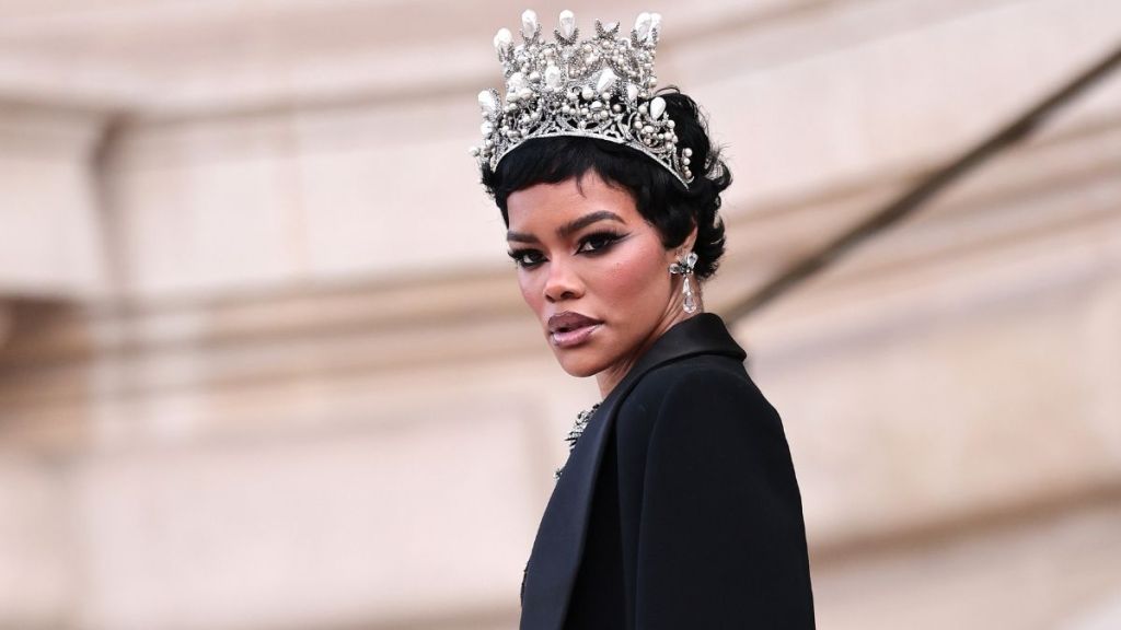 Teyana Taylor’s Schiparelli Funnel Neck Coat Almost Hides Her Face