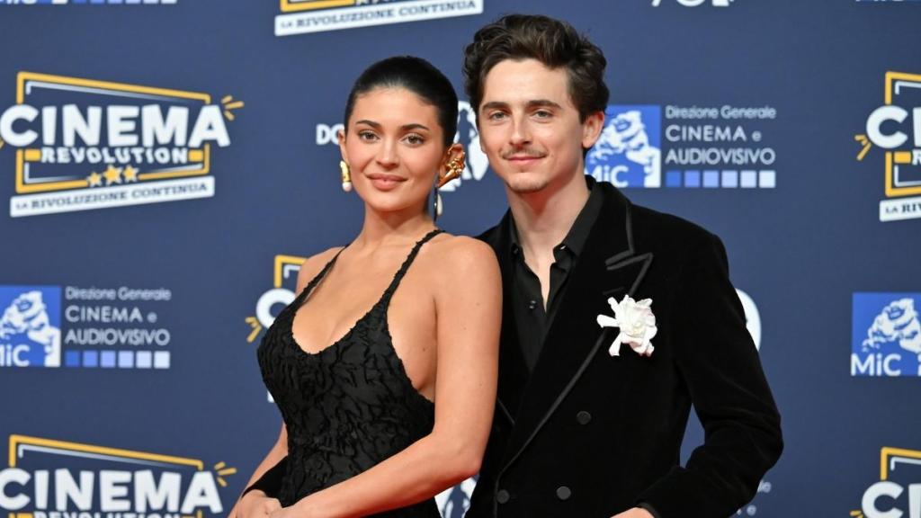 Kylie Jenner & Boyfriend Enjoyed Date Night at Kim Kardashian's Dinner