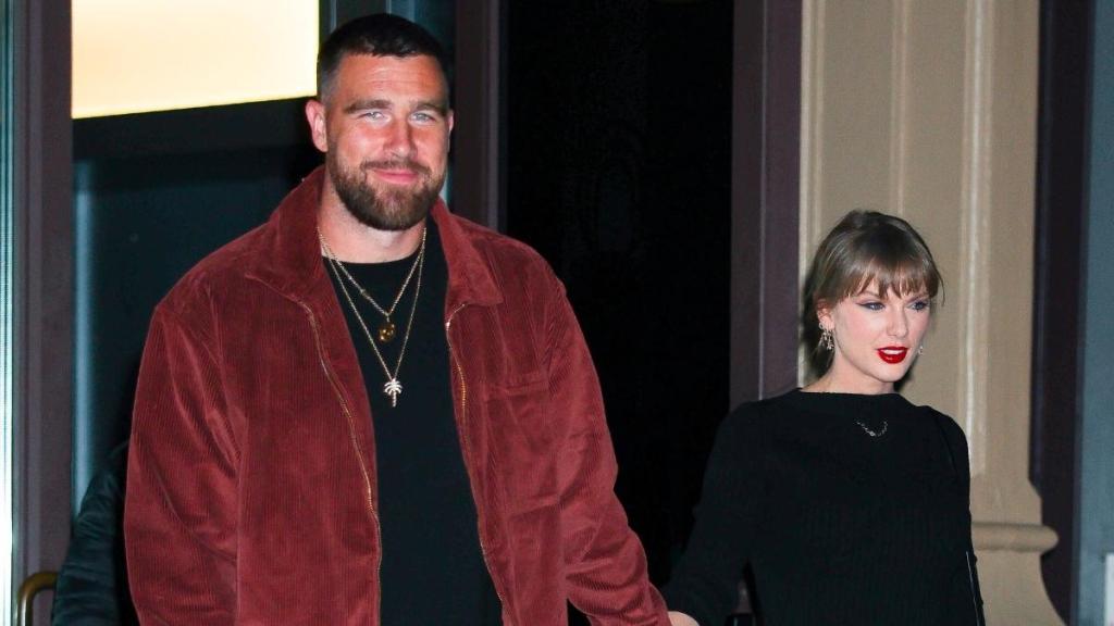 Taylor Swift & Travis Kelce Display Low-Key PDA on LA Date Night