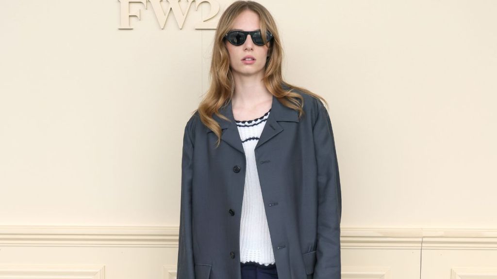 Maya Hawke Makes Trench Coat Work With Chic Shorts