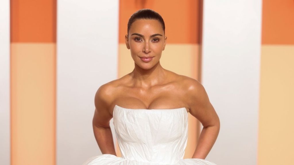 Kim Kardashian Calls Out 'Insane' AI Dating Rumor With NBA Player