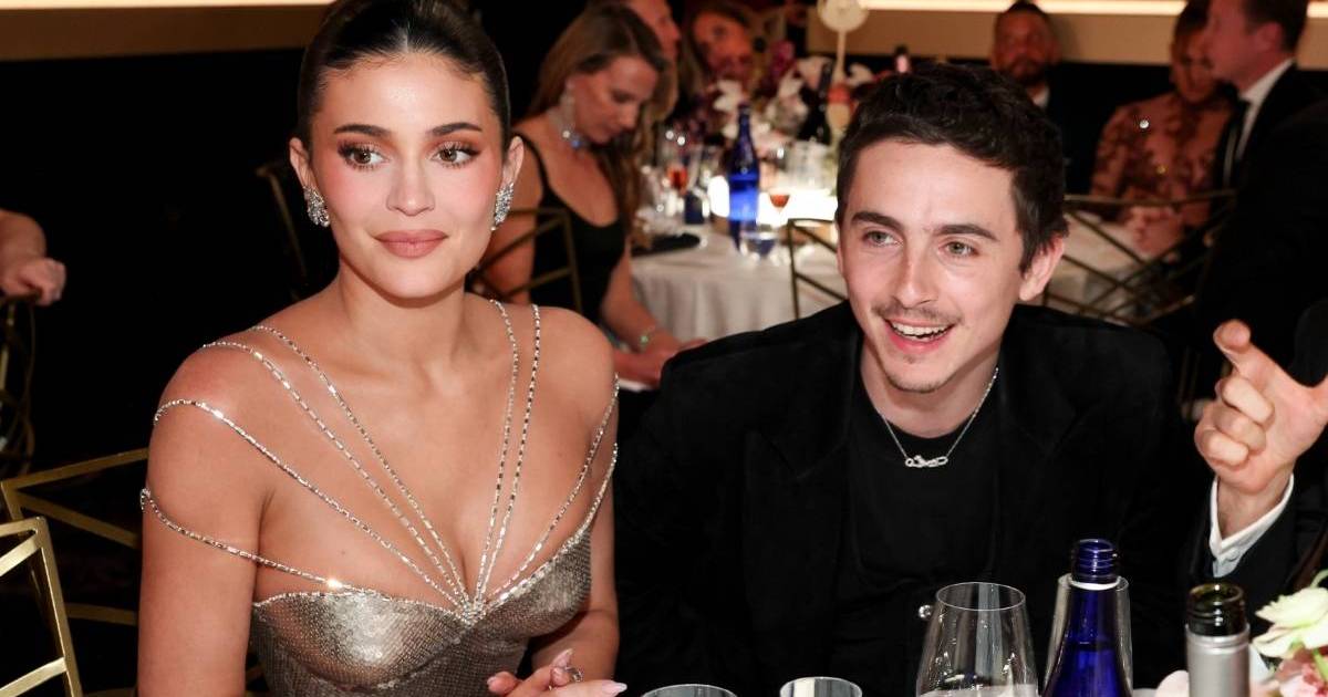 Timothee Chalamet & Kylie Jenner Win Over This Family Member — Report
