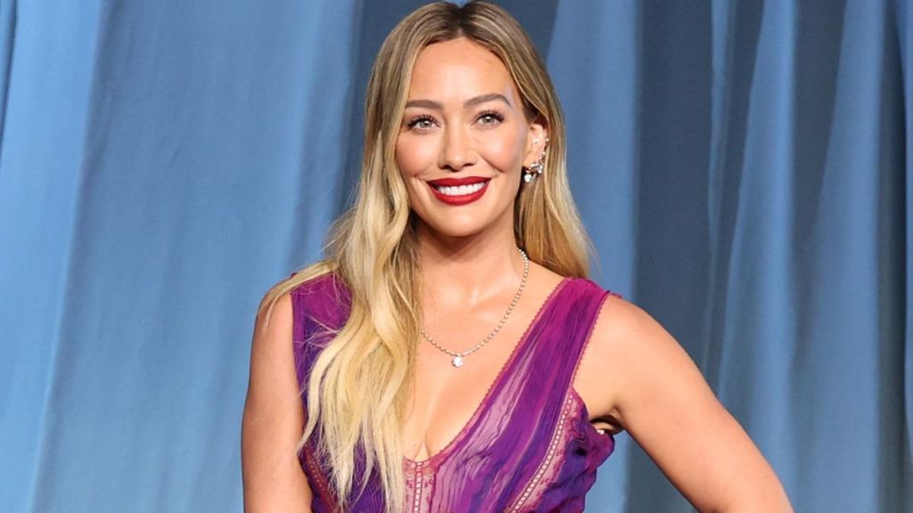 Hilary Duff Reunites With Kids Amid Tour in Adorable Video