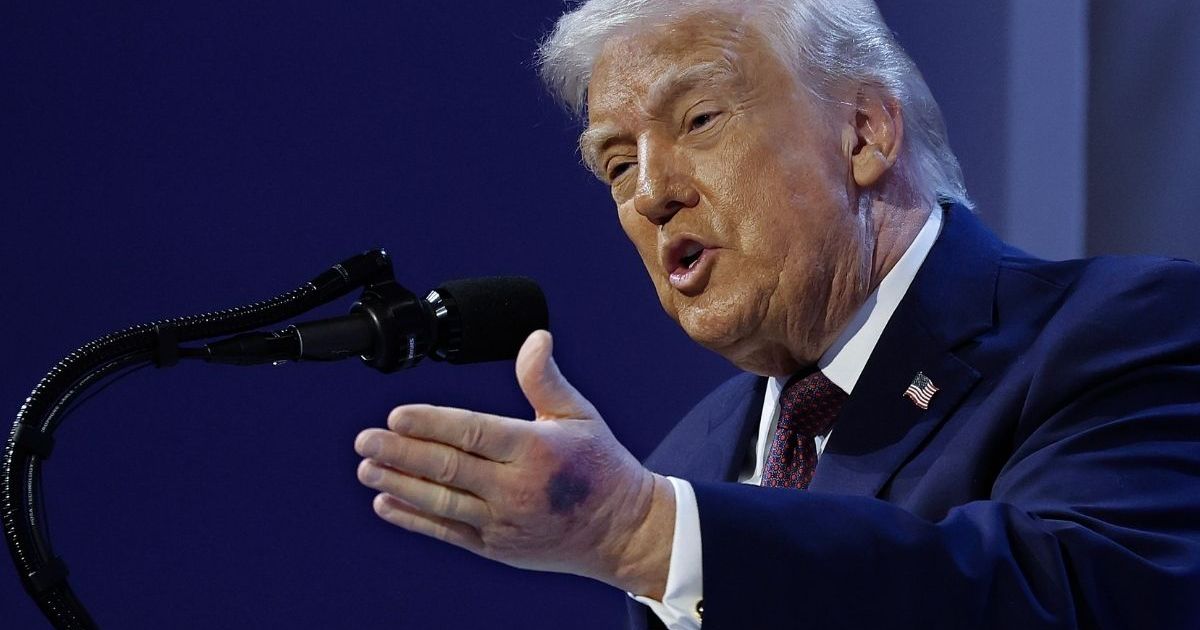 Donald Trump Is Suing JPMorgan Chase for $5B for This Reason