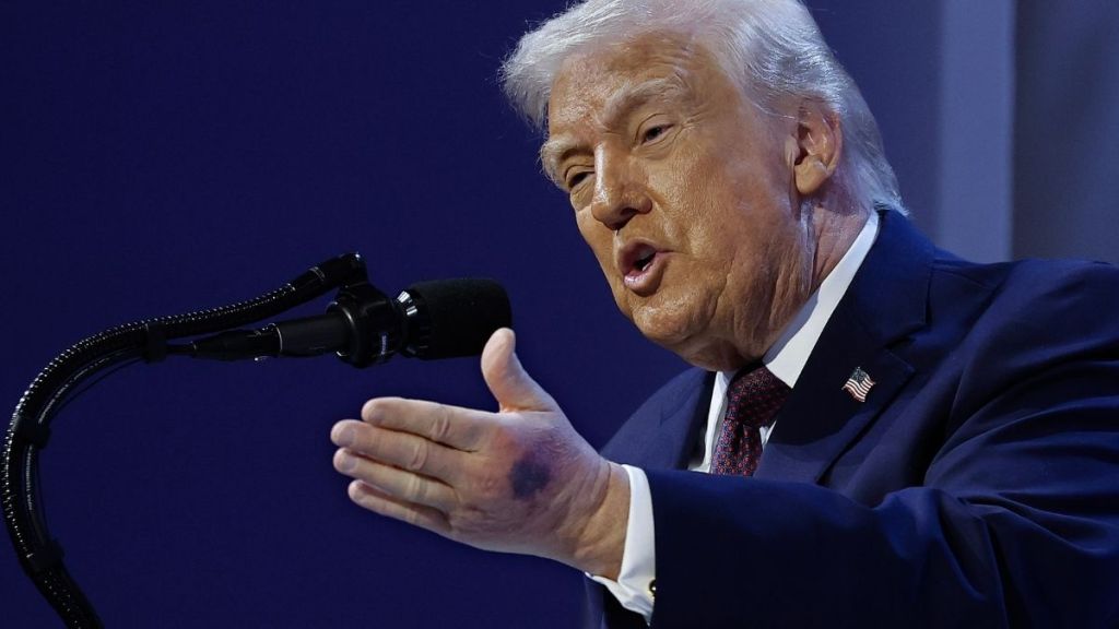 Donald Trump Is Suing JP Morgan Chase for $5B for This Reason