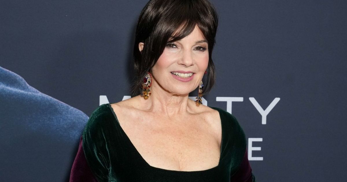 Fran Drescher Comments on Gay Ex-Husband: ‘Bit of C***block’