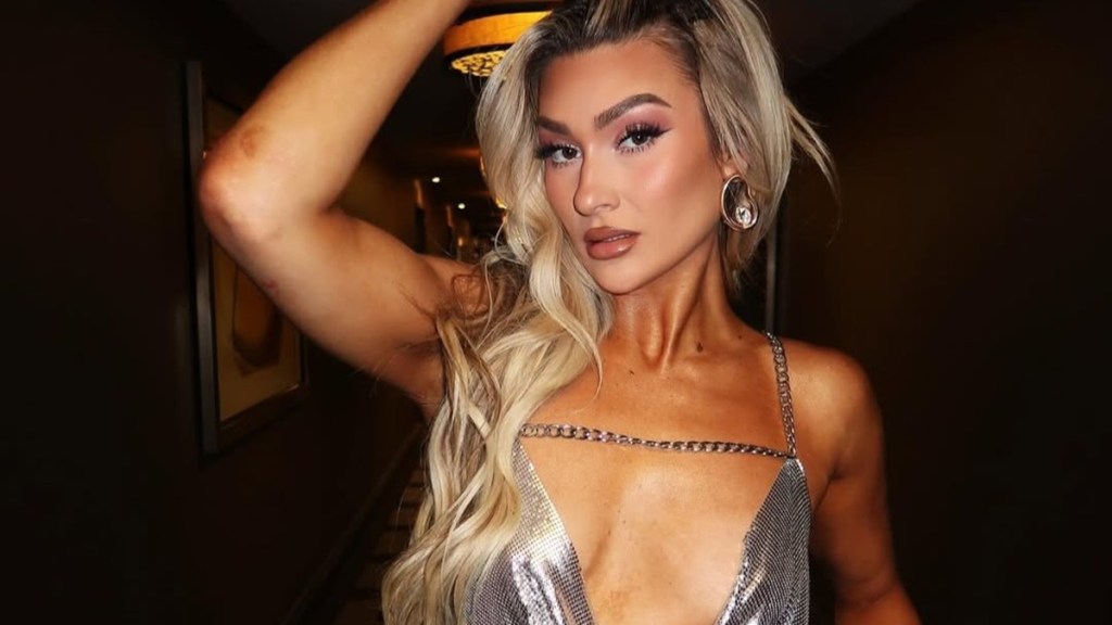 WWE's Izzi Dame Wearing Low-Cut Dress Is Must See