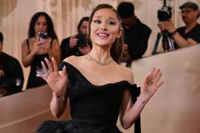 Ariana Grande Pokes Fun at Vogue's Photoshop Fail Giving Her 6 Fingers