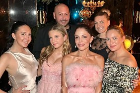 Jasen Kaplan and Bethenny Frankel pose with Bryn Hoppy and others