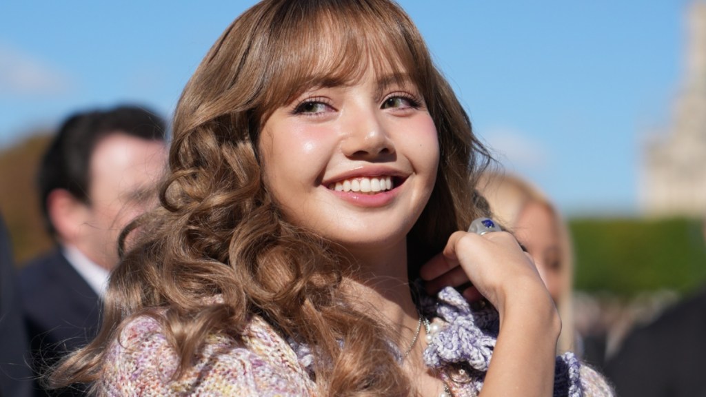 lisa bodysuit instagram