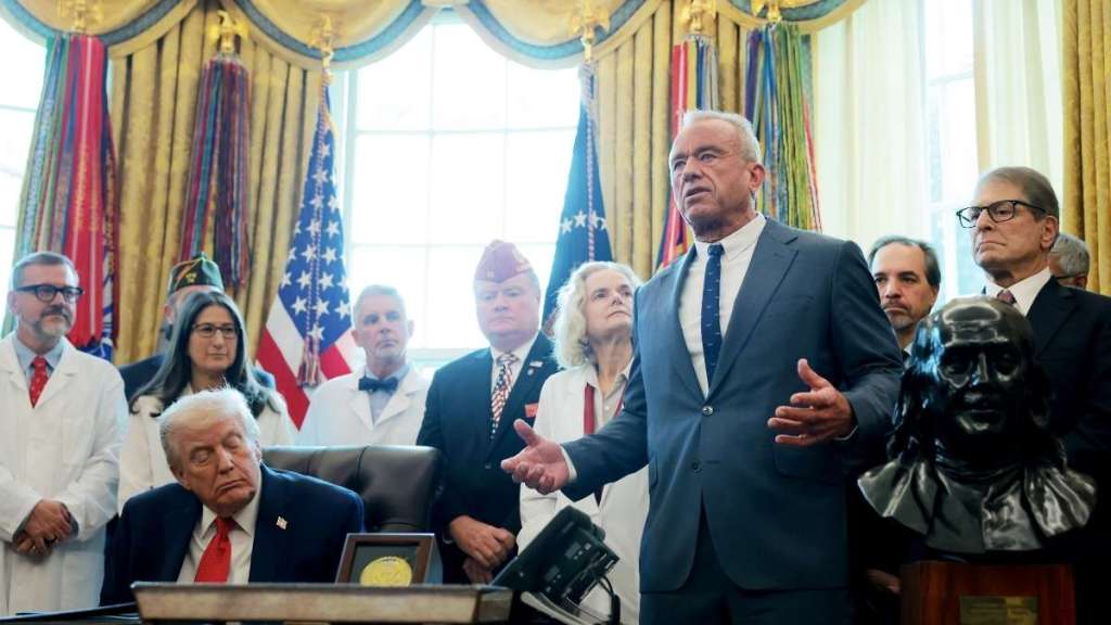 RFK Jr. Seemingly Attempts a Handshake With Donald Trump But Fails