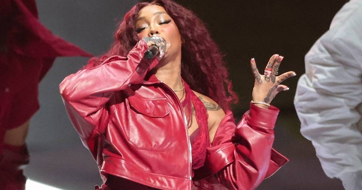 SZA’s Red Shorts Look Gives Valentine’s Vibes Post Grammys Win