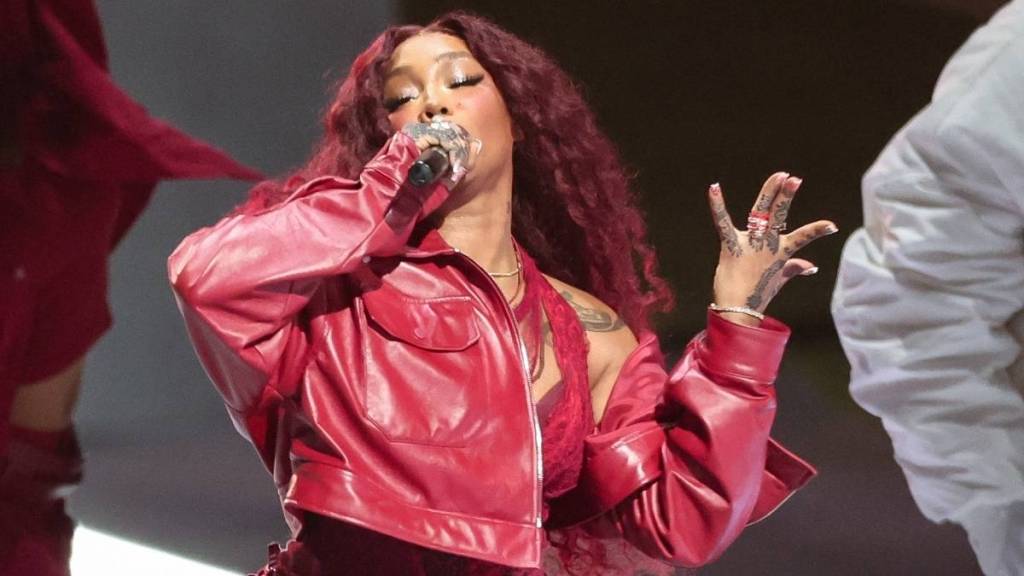 SZA's Red Shorts Look Gives Valentine's Vibes Post Grammys Win