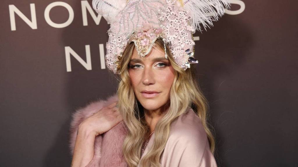 Kesha Goes Full Glam in Daring High-Slit Dress Amid Tour