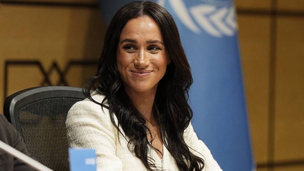 Meghan Markle Does Power Dressing Justice in Veronica Beard Suit