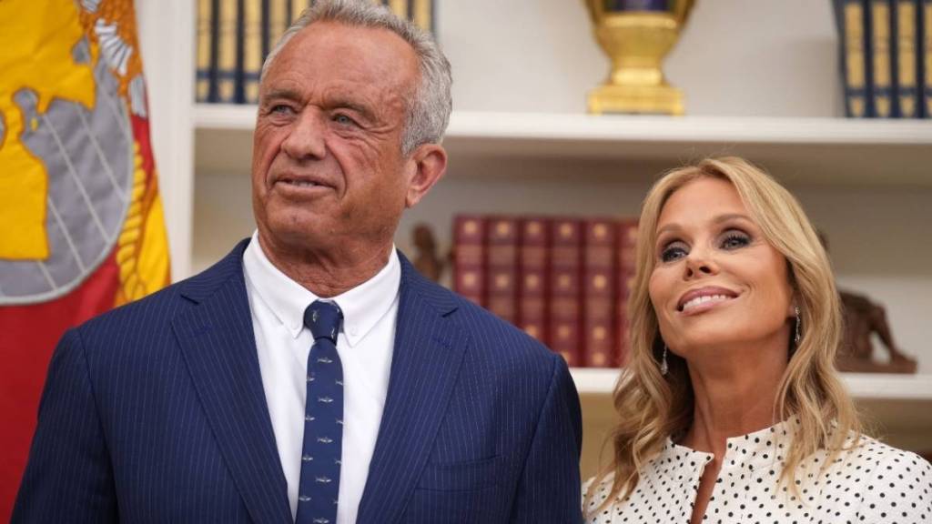 RFK Jr's Wife Defends Him on Joe Rogan Amid Backlash