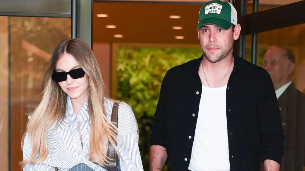 Scooter Braun & Sydney Sweeney Are Still 'Going Strong' — Source