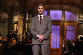 Alexander Skarsgård Wore Pink Mini-Skirt For Funny SNL Skit