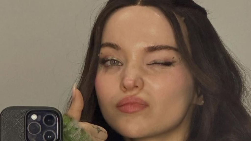 Dove Cameron’s Halter Top Looks Ridiculously Bold Amid Show Premiere