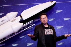 Elon Musk Says SpaceX Will Focus on Moon Instead of Mars