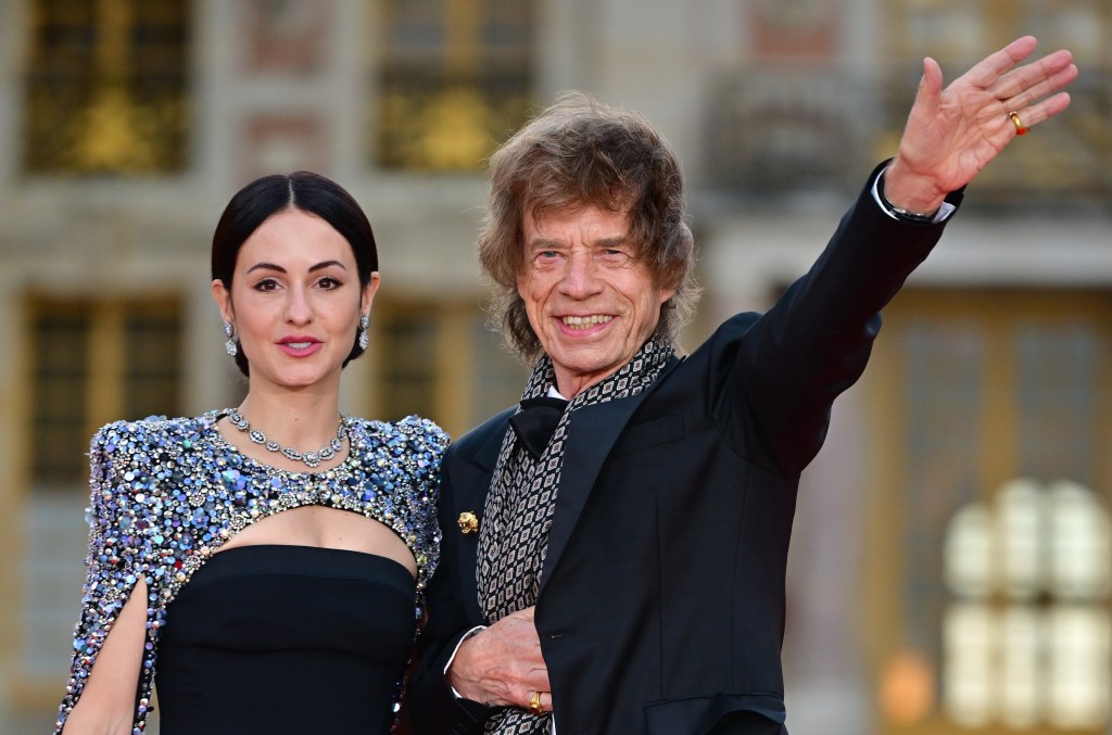 Mick Jagger with girlfriend 