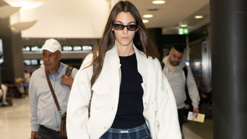 vittoria ceretti leonardo dicaprio sheer minidress