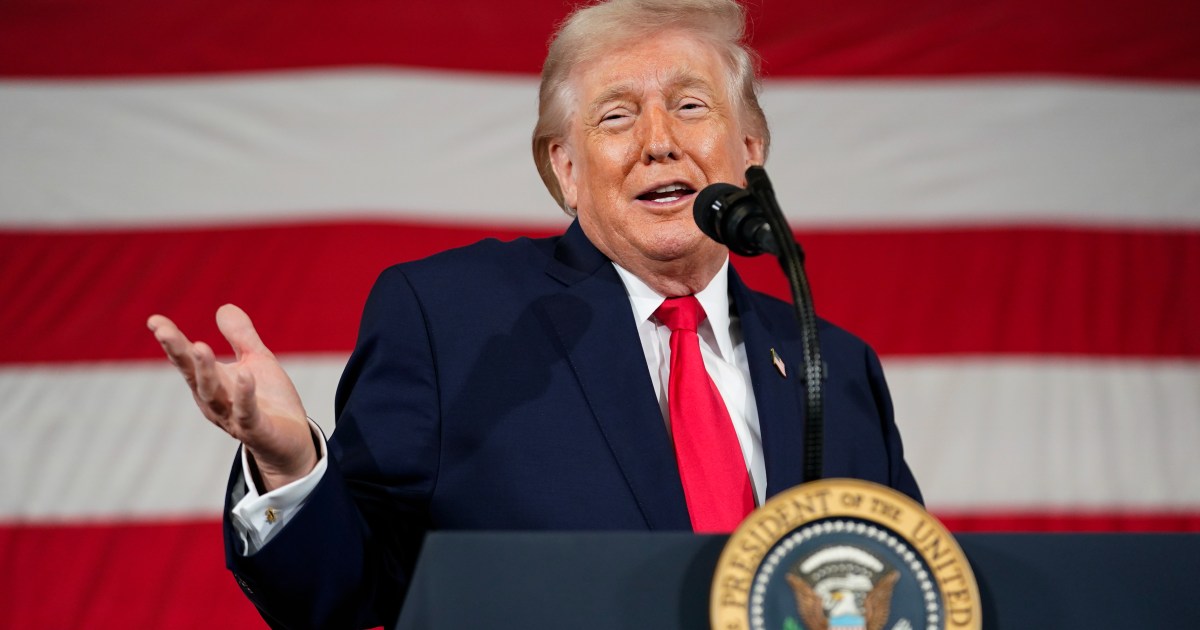 Donald Trump Considers Giving Himself Military Medal Despite Draft Dodging