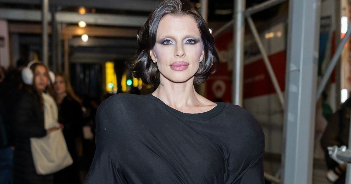 Julia Fox’s Bold Aknvas Bodysuit & Animal Print Fit Is&hellip;