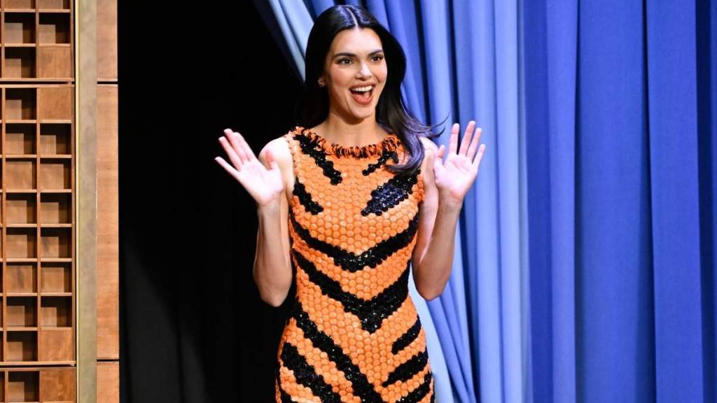 Kendall Jenner Wows in Teyana Taylor & Hailey Bieber's Iconic Dress