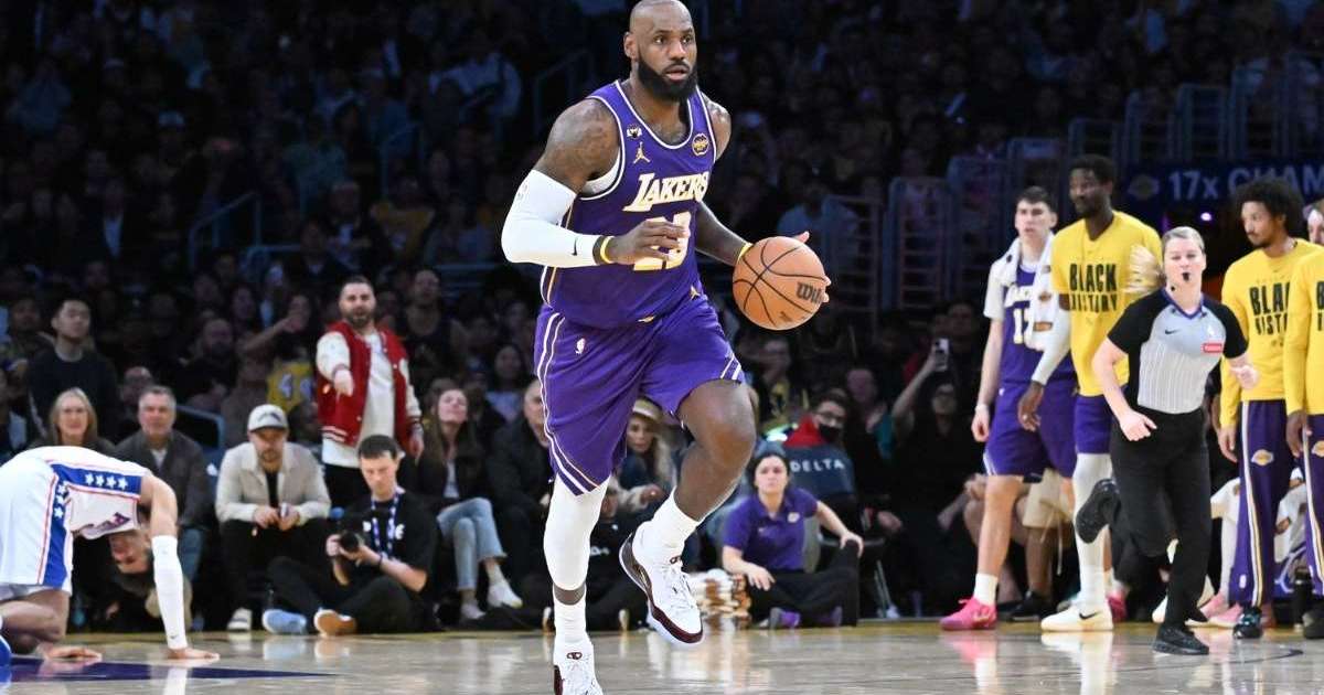 LeBron James Spurs Absence Ends Postseason Award Eligibility