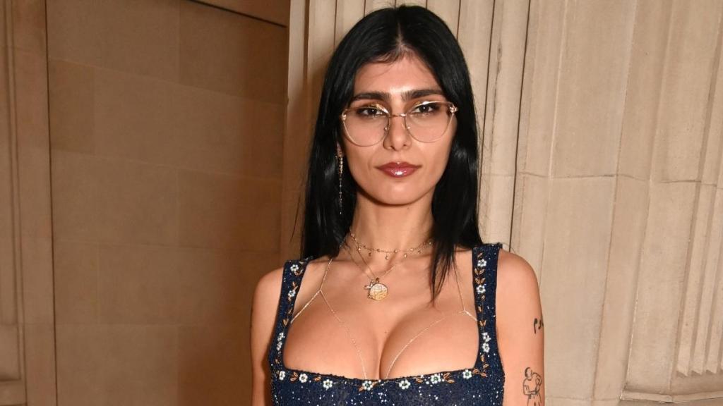 Mia Khalifa Commands Attention in Risqué Backless Mini for Shoot