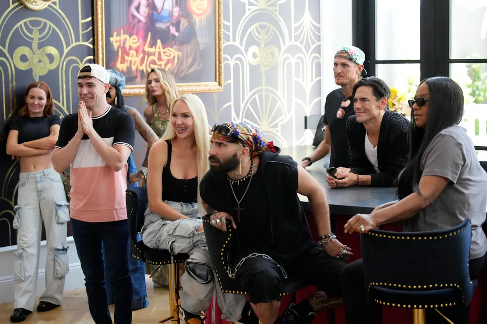 Ashley Mitchell, Plane Jane, Kate Chastain, Christine Quinn, Paul Abrahamian, Tyson Apostol, Tom Sandoval, and Jackie Christie during a challenge on House of Villains Season 3