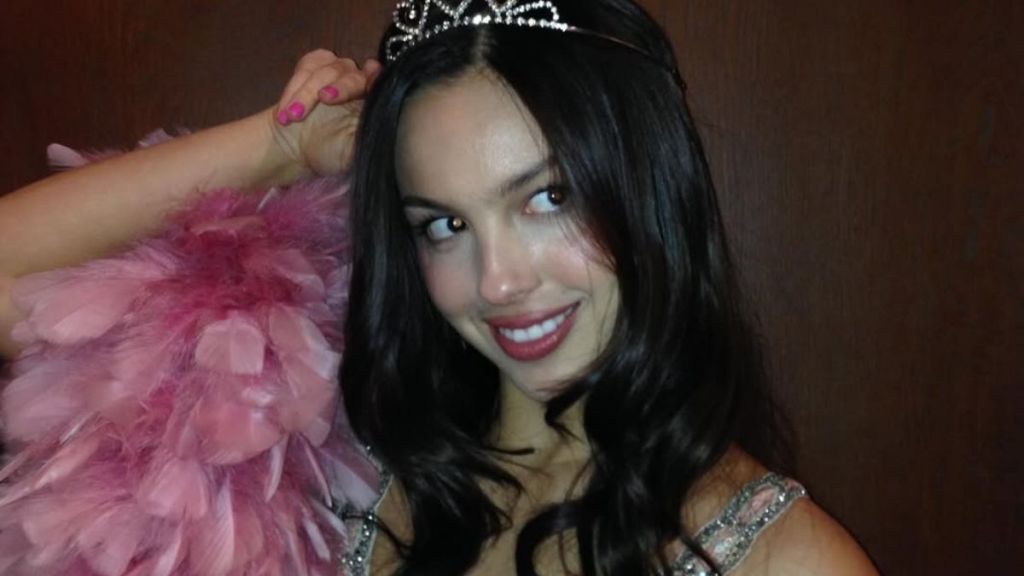 Olivia Rodrigo Kicks Off Birthday Celebrations in Bold Mini Dress