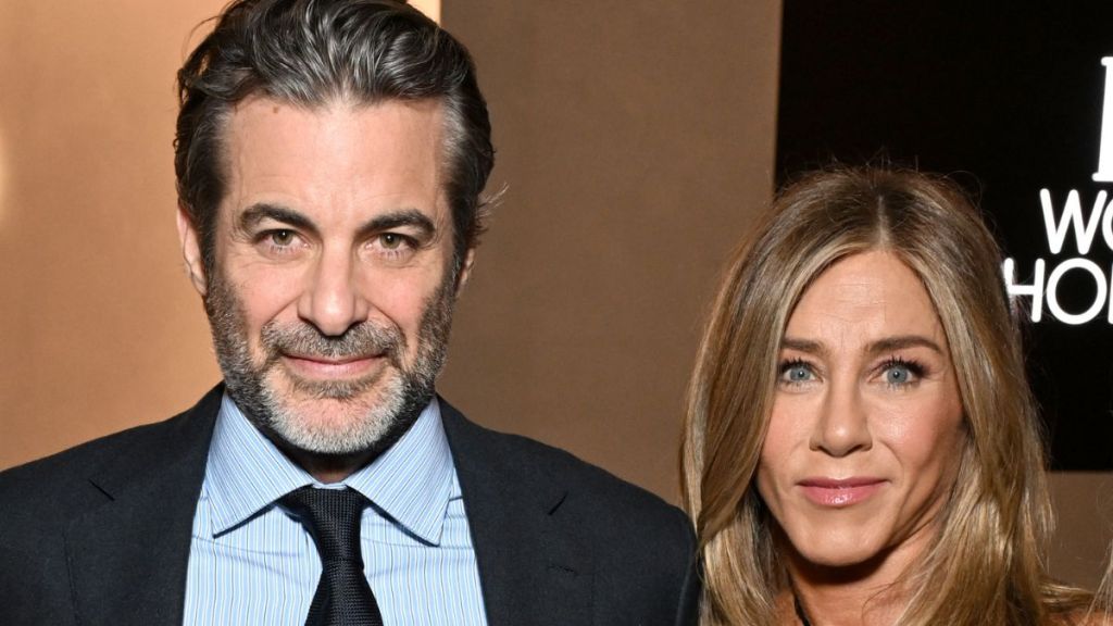 Jennifer Aniston & Boyfriend Spark Moving in Rumors After Apartment Hunting