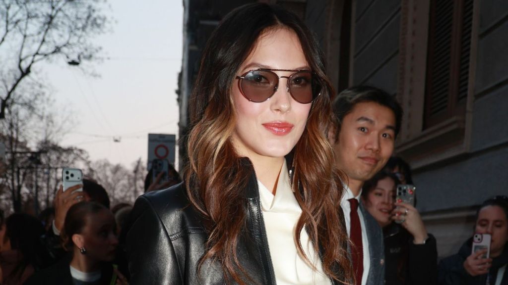 Olympian Eileen Gu’s Backless Dress Is a Bold Moment at Milan Fashion Week