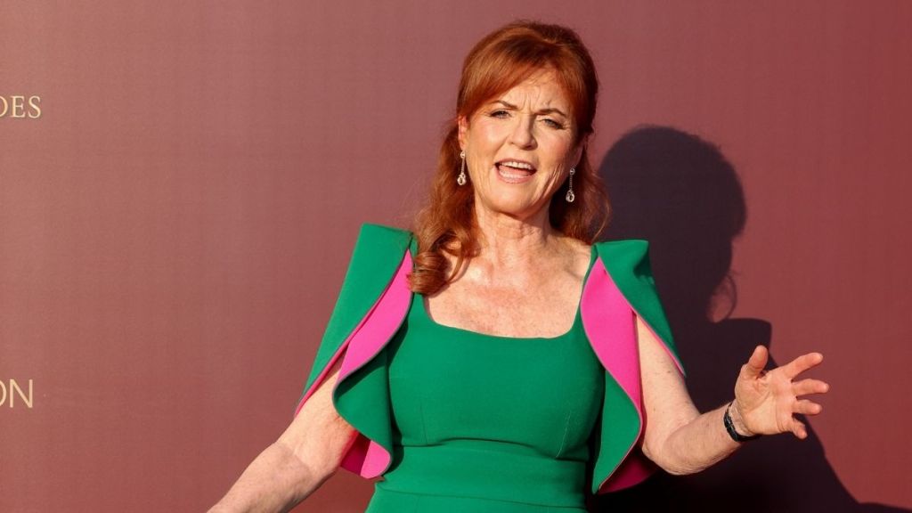 Sarah Ferguson ‘Distressed’ & Hiding Out With Friends in UK — Source