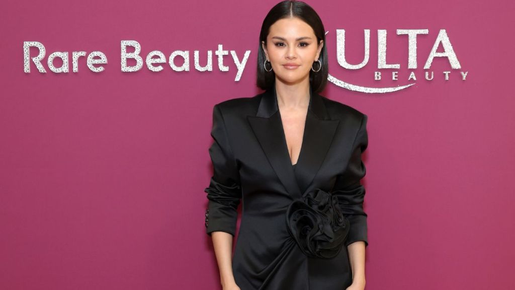 Selena Gomez Styles Corset Top With Charlotte Simone Fur Coat