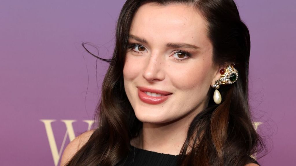 Bella Thorne Includes Daring Bikini Top Look in Fresh Photo Dump