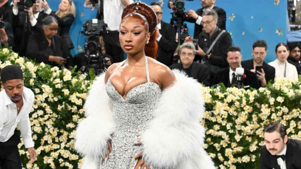 Megan Thee Stallion Steps Out in Backless Dress for Klay Thompson’s Birthday