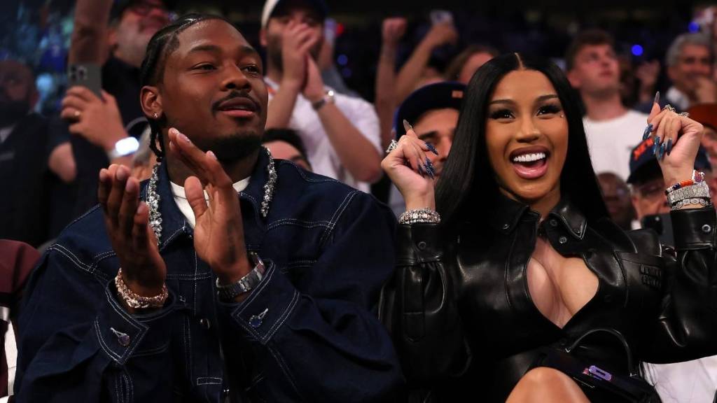 This Is How Quickly Cardi B Finalized Her Split — Source