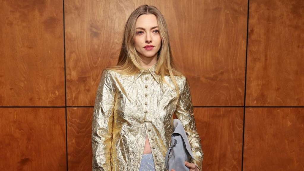 Amanda Seyfried Goes Regally Chic in Tory Burch Textural Top & Slit Skirt