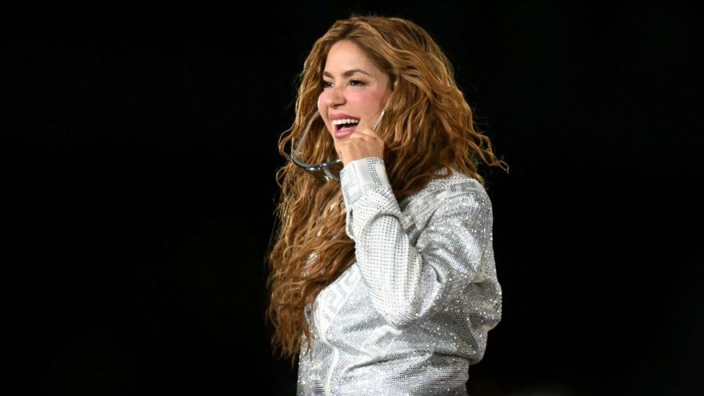 Shakira Unleashes Dramatic Sheer Style at Latest LMYNL Tour Date