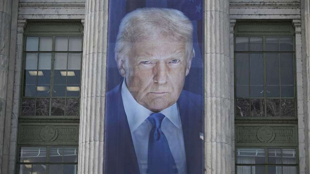 Large Donald Trump Banner Appears at DOJ Headquarters
