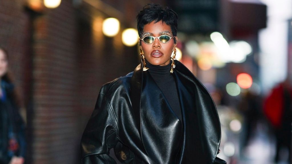 Teyana Taylor’s Phoebe Philo Jacket’s Neckline Is a Little Too Daring