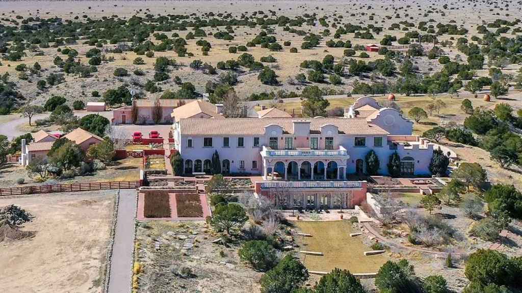 Jeffrey Epstein’s Zorro Ranch Search Can ‘Fill in the Gaps,’ Says State Rep